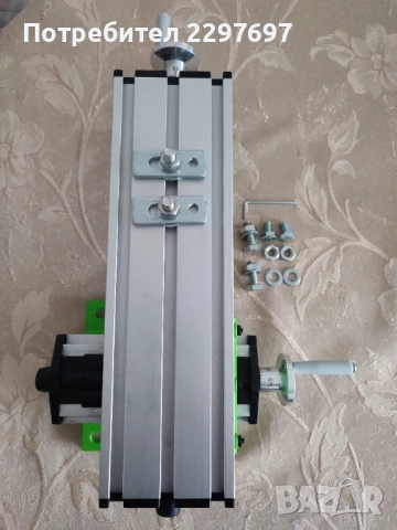 Регулируема координатна маса