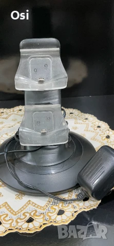 Zaryadno za joistik ps4 