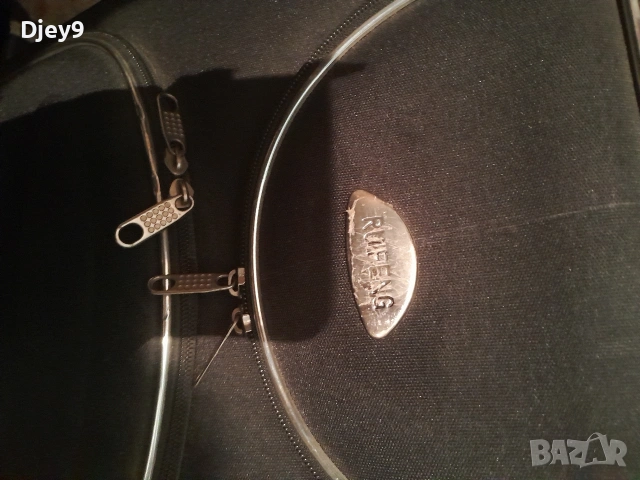 лек и водоустойчив куфар с колелца 