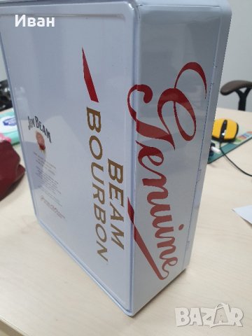 Метална кутия с две чаши Jim Beam 