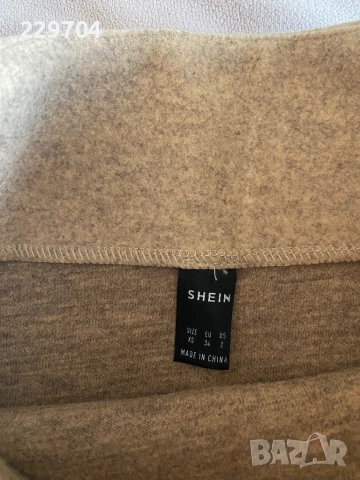 Дамска зимна пола, снимка 2 - Поли - 51654578