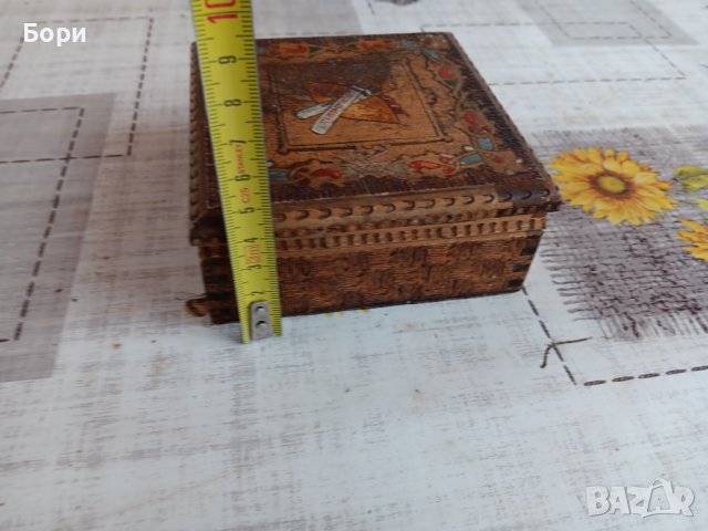 Дървена кутия за цигари, снимка 6 - Антикварни и старинни предмети - 43339718