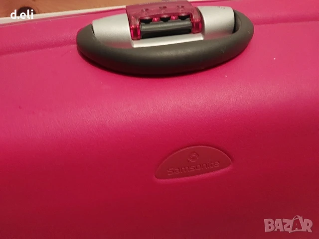 Samsonite Original Два твърди куфара с две колела Два еднотипни куфара, снимка 4 - Куфари - 51097028