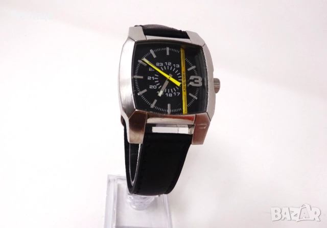 Мъжки кварцов часовник DIESEL ONLY THE BRAVE, снимка 2 - Мъжки - 52347611