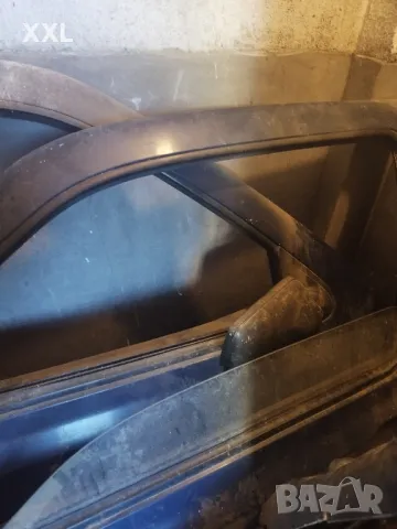 преден капак , радиатори,и врати от golf 3 с две врати, снимка 13 - Аксесоари и консумативи - 42232984