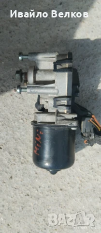 Моторче чистачки Мини Купър 