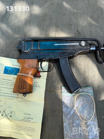 Продавам скорпион VZ-61 , снимка 2 - Бойно оръжие - 51490549