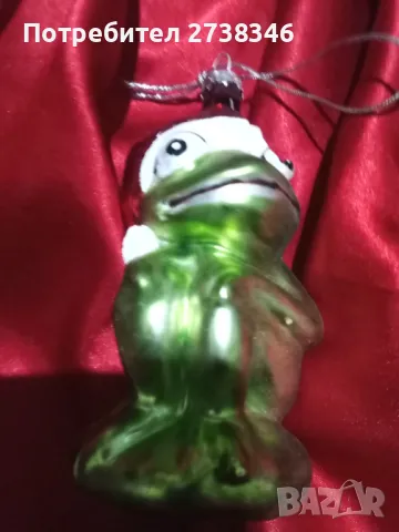  стари и по нови играчки за елха