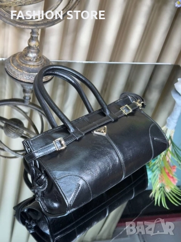 Чанти Prada