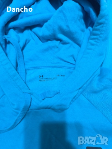 Суичър Under armour L, снимка 2 - Спортни дрехи, екипи - 52368820