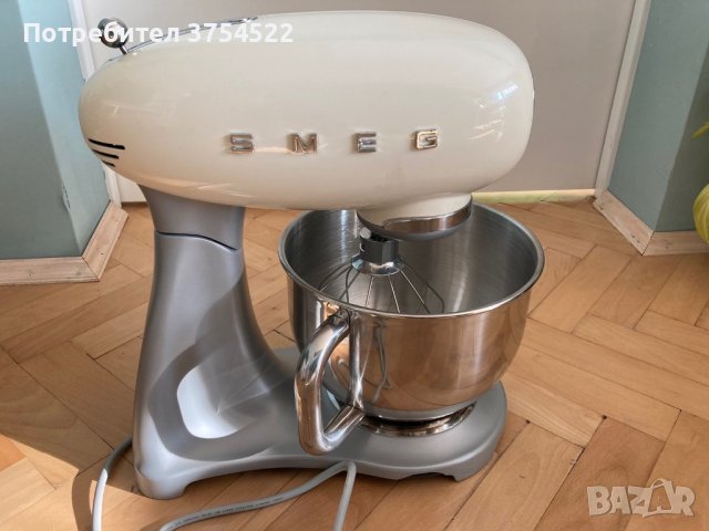 Планетарен миксер Smeg - SMF02CREU, 800W, снимка 3 - Миксери - 43501158
