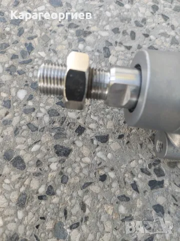 Цилиндър - Festo", снимка 16 - Резервни части за машини - 48080521