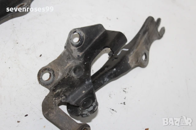 Панта преден капак лява дясна Мазда 3 2008 2.3i 158hp Mazda 3 седан, снимка 3 - Части - 51225455