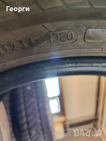 2бр.зимни гуми 215/55/17 Nokian, снимка 5 - Гуми и джанти - 52242478