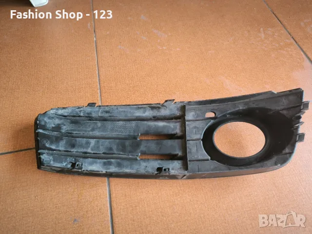 Решетка за броня AUDI а4 b8 дясна, снимка 3 - Части - 48778977