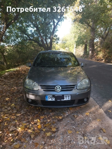 Продавам голф 5