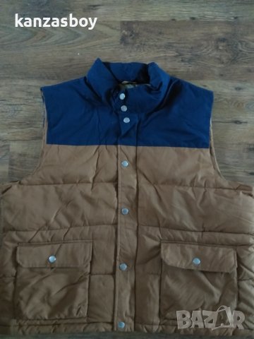 old navy - страхотен мъжки елек КАТО НОВ 2ХЛ, снимка 5 - Якета - 43792997