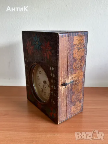 Стар Будилник HALLER с Кутия, снимка 2 - Антикварни и старинни предмети - 50272163