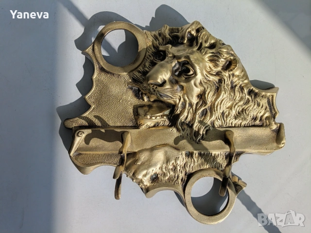 Бронзова ,стара мастилница , Царство България , масивна, детайлна изработка с лъвска глава . 