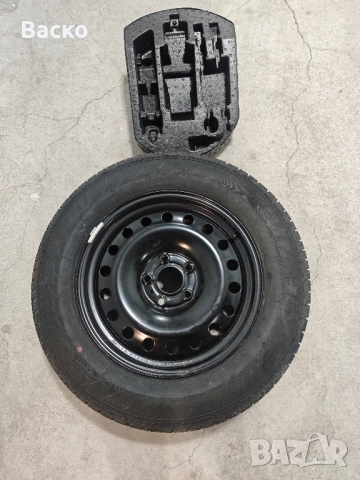 Оригинална резервна 18х65х245, 5х127 , снимка 2 - Гуми и джанти - 52082357