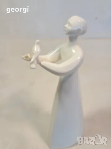 порцеланова фигурка Royal Doulton 23/6, снимка 4 - Колекции - 49663495