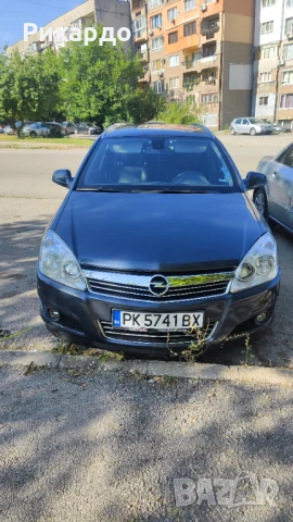 Опел Астра H1.7 110кс 2010, снимка 4 - Автомобили и джипове - 51418550