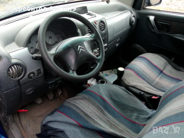 Продавам Ситроен Берлинго 2005 година, снимка 5 - Автомобили и джипове - 50982996