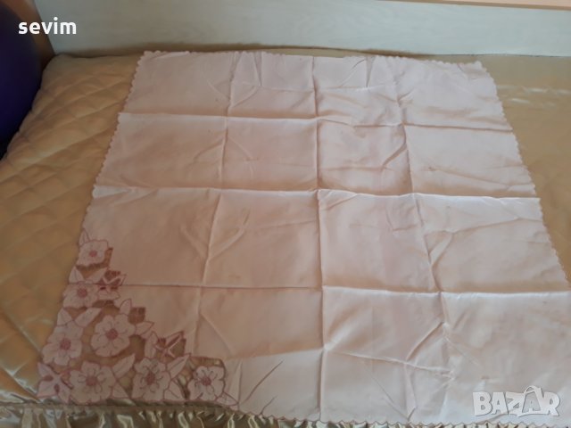 Каренца с бродерия от преди 70 години  , снимка 3 - Антикварни и старинни предмети - 26746816