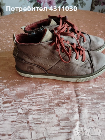 Кецове Timberland 34 номер кожени, снимка 3 - Детски маратонки - 53378093