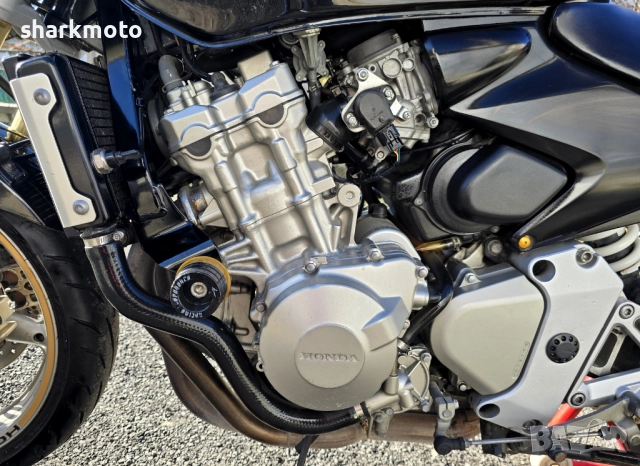 Honda Hornet 600 НОВ ВНОС!, снимка 15 - Мотоциклети и мототехника - 52554850