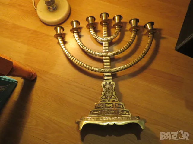 Голям старинен бронзов свещник МЕНОРА с орнаменти и камък син тюркоаз 36х 35см. - еврейски седемсвещ, снимка 2 - Антикварни и старинни предмети - 50026585