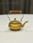 Декоративен малък месингов чайник, снимка 1