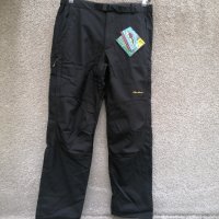 Продавам нов черен мъжки панталон с отвори за вентилация софт шел Misty Mountain , снимка 1 - Панталони - 43395982