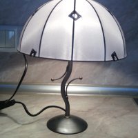 Настолна лампа, снимка 2 - Настолни лампи - 43014651