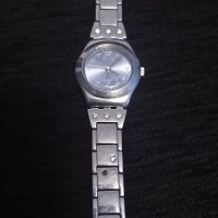 Дамски часовник Swatch Irony , снимка 2 - Дамски - 43851834