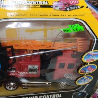 детска играчка кран с дисционо, снимка 2 - Коли, камиони, мотори, писти - 43208781