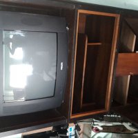 Старинен  ТВ шкаф/витрина, снимка 4 - Антикварни и старинни предмети - 32995396
