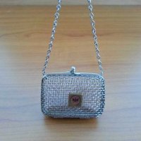 Ретро малка метална чантичка , снимка 2 - Антикварни и старинни предмети - 28633199