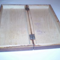 Стара дървена дъска -кутия за игра на шах, снимка 9 - Шах и табла - 35404562