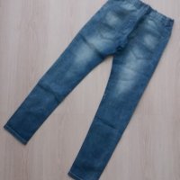 СТРАХОТНИ дънки с накъсан ефект за възраст 12 години , снимка 3 - Детски панталони и дънки - 26315387