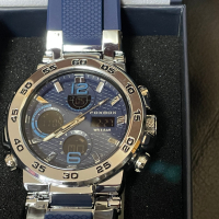 Масивен мъжки часовник с кварцов механизъм, снимка 1 - Мъжки - 44843225