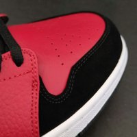 Nike Air Jordan 1 Mid SE Reverse Red Червени Черни Нови Оригинални Обувки Кецове Размер 42 Номер , снимка 6 - Други - 38584769