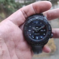 Seiko mod SKX Stealth black PVD red chapter ring markers, снимка 10 - Мъжки - 43244668