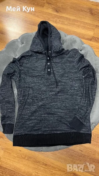 Пуловери, снимка 1