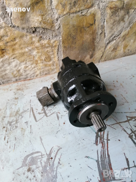 Хидравлична помпа , снимка 1