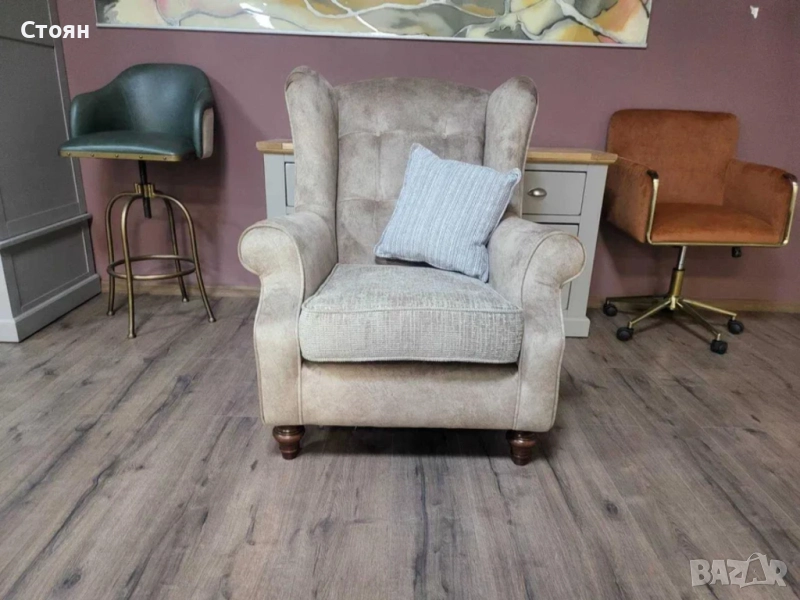 Бежов стол от плат, кресло в ретро стил, снимка 1