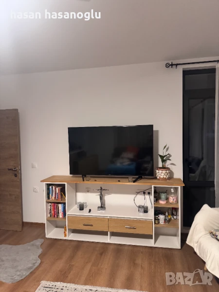 ТВ шкаф, снимка 1