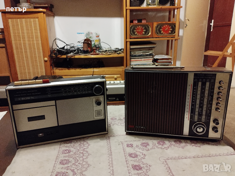 Два радиоапарата, снимка 1