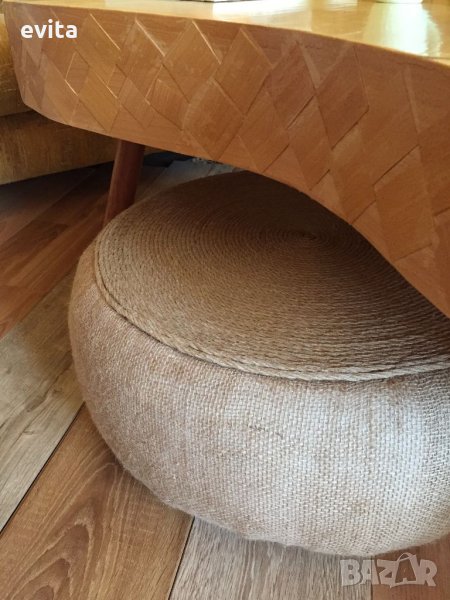 Табуретка с текстура и форма – арт интериор, снимка 1