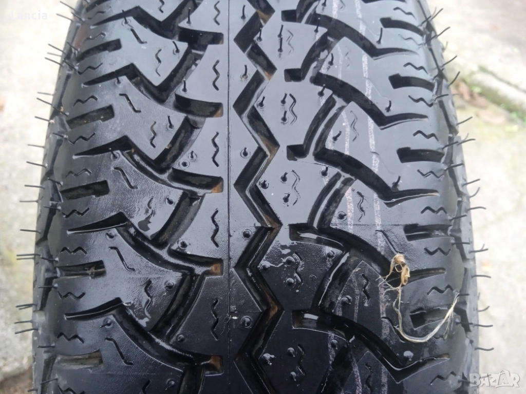 Чисто нови гуми , снимка 1